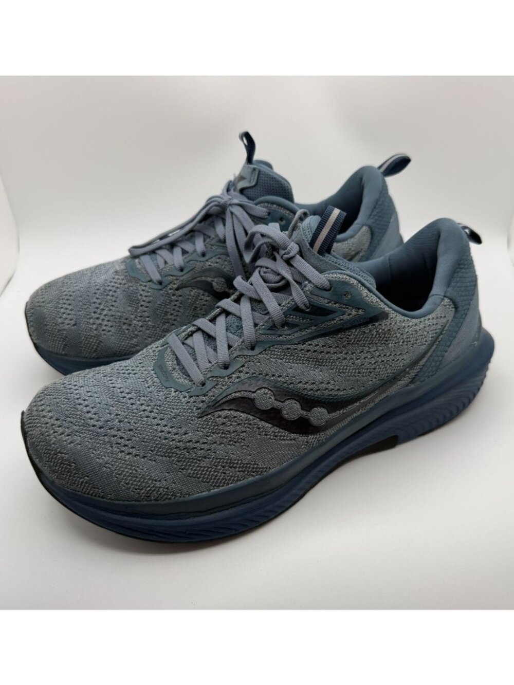 Saucony Echelon 9 Running Sneaker Men Size 9XW Mirage/Navy Athletic Shoes